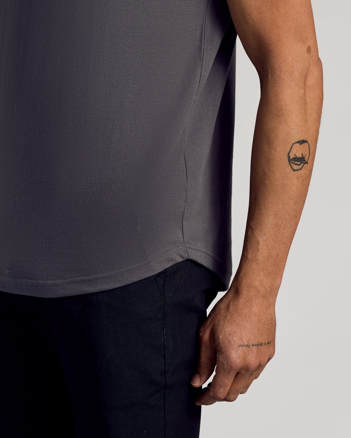 Seasonal Classic Curved Hem Crew 6-Pack